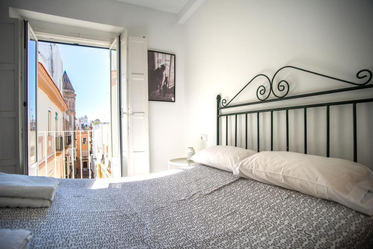 El Mirador Del Falla Ha Apartment Cadiz Luaran gambar